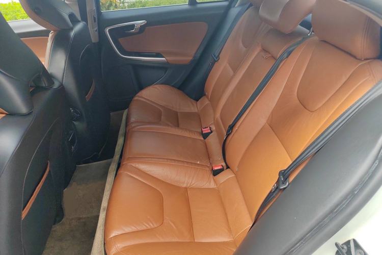 Used Volvo S60 2013 T5 Zhiya Edition