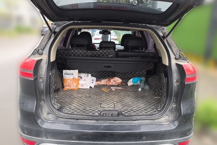 Used Geely Auto Emgrand X7 Sport 2016 1.8TD Automatic Smart Model Trunk