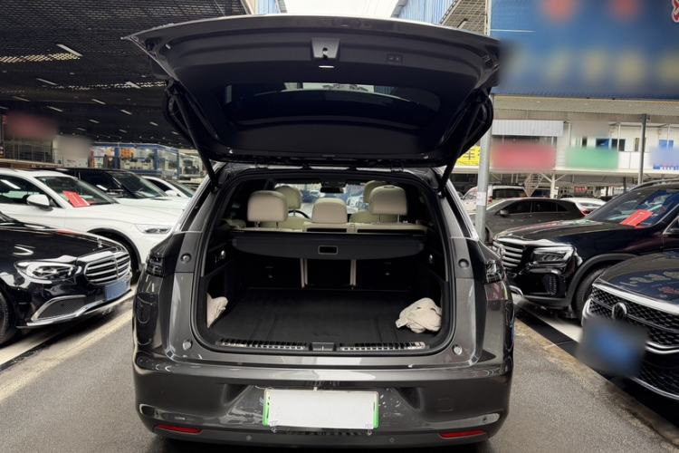 Used Li Auto L7 2023 Air model
