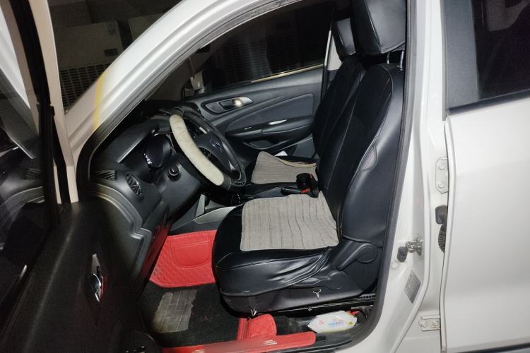 Used CHANGAN CS15 2016 1.5L Automatic Fashion Edition Left Front Seat