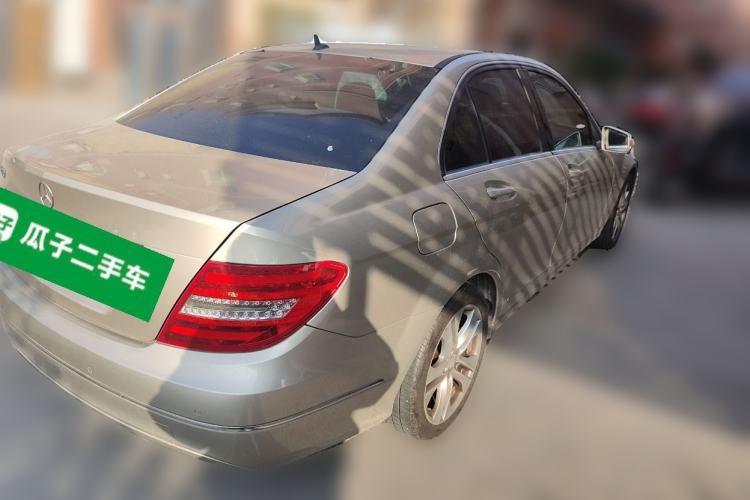 Used Mercedes-Benz C-Class 2011 C 200 CGI Fashion Model Rear Right 45 Deg