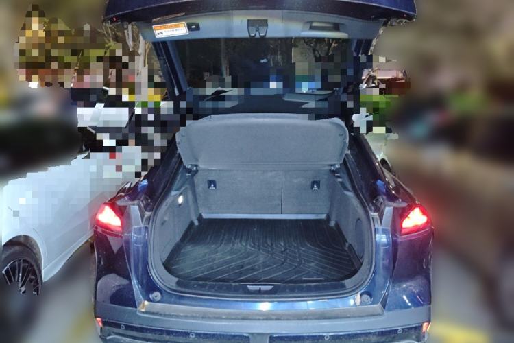 Used Deepal SL03 2022 515 Pure Electric Version Trunk