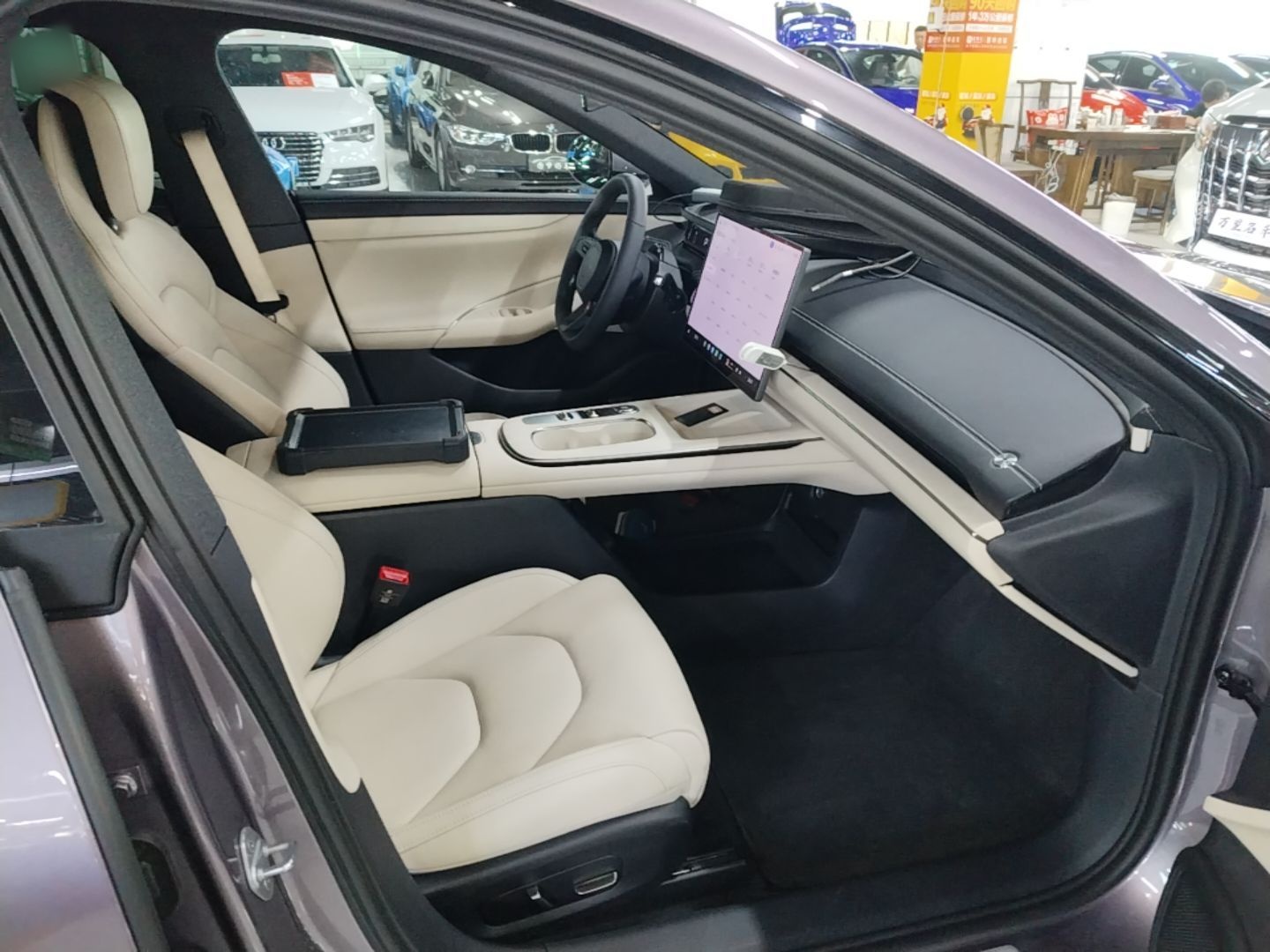 Xiaomi Auto SU7 2024 Rear-Drive Long-Range Intelligent Driving Version — снимка 19