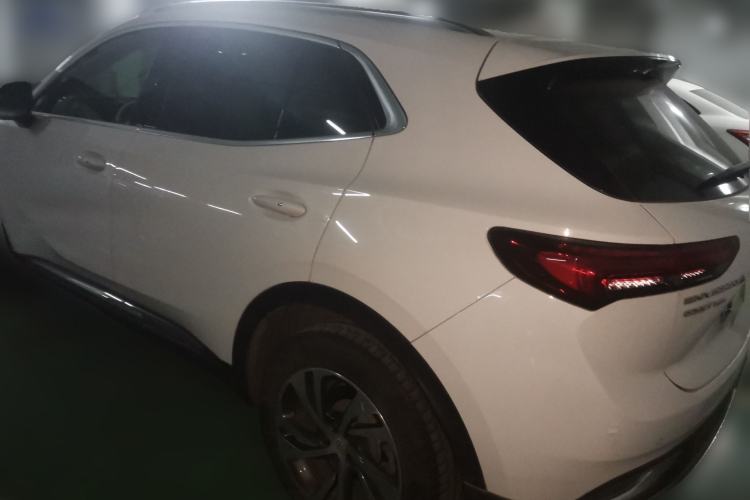 Used Buick Envision 2020 Encore S 652T Four-Wheel Drive Luxury Model
