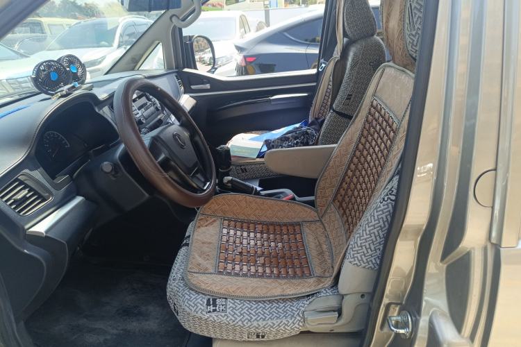 Used FORTHING Lingzhi 2022 M5L 1.6L Utility Model 7 Seats Left Front Seat