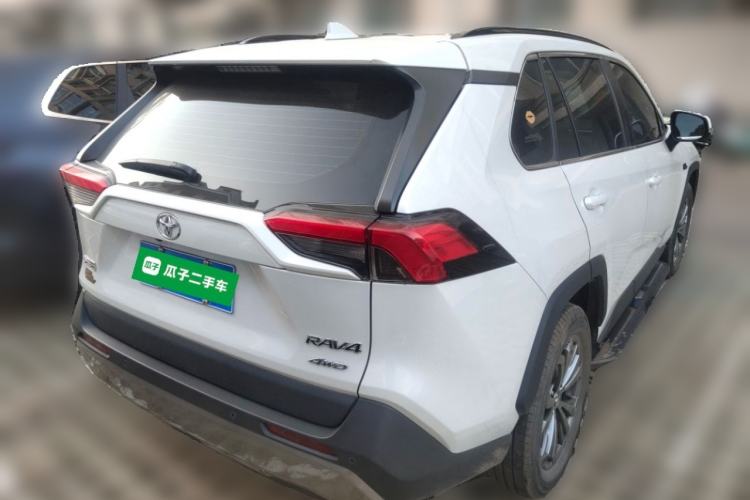 Used Toyota RAV4 2023 2.0L CVT Two-Wheel Drive 20th Anniversary Platinum Edition