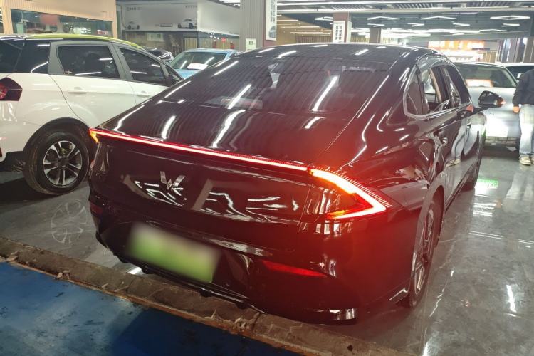 Used Wuling E5 2024 510 km Standard Version Rear Right 45 Deg