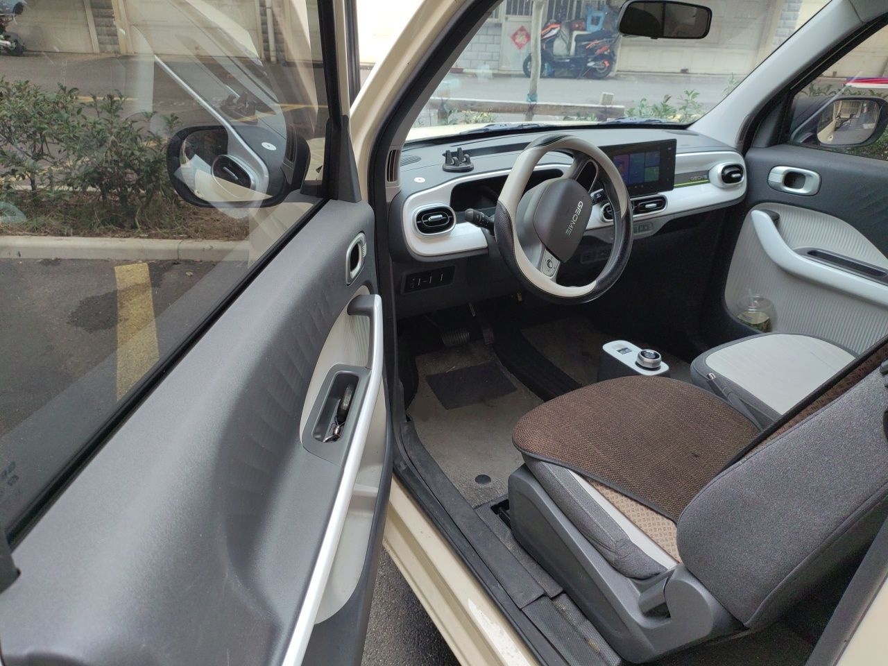 Geely Galaxy Panda 2025 210 km – Yuanqi Bear — снимка 16