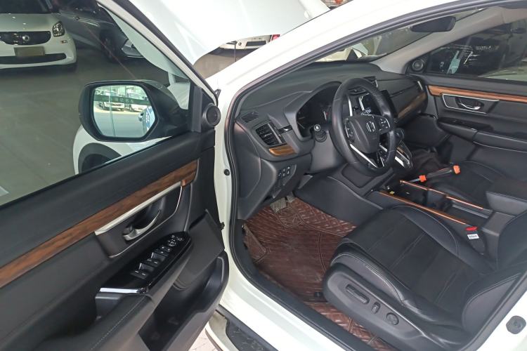 Used Honda CR-V 2021 240TURBO CVT 2WD Fashion Edition
