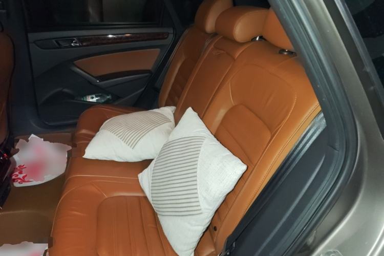 Used Volkswagen Passat 2011 3.0L V6 DSG Flagship Deluxe Edition Left Rear Seat