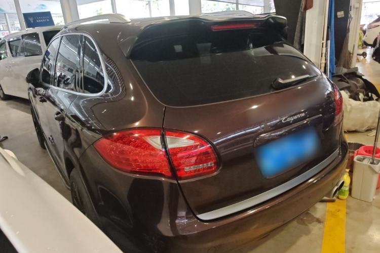 Used Porsche Cayenne 2013 3.6L automatic transmission U.S. specification Rear Left 45 Deg