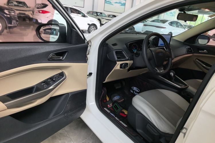 Used Ford Escort 2015 1.5L Automatic Comfort Edition Driver Seat