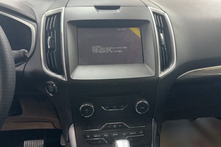 Used Ford Edge 2018 EcoBoost 245 Two-Wheel-Drive Titanium 7-Seater China V Standard
