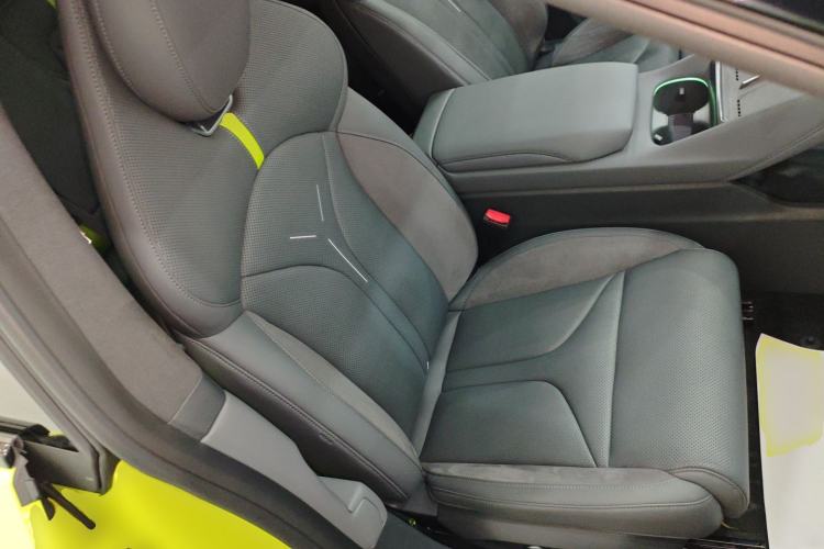Used XPeng P7 2025 Model—702 Long Range Ultra Right Front Seat