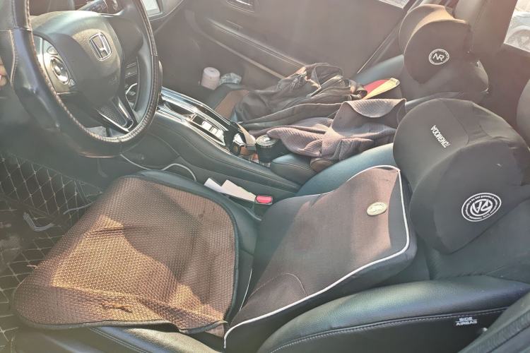 Used Honda Vezel 2020 1.5L CVT Pioneer Edition Left Front Seat