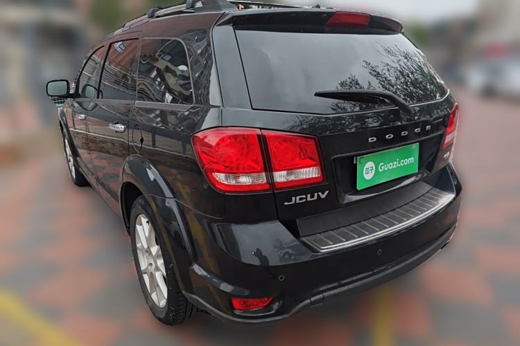 Used Dodge Journey 2013 2.4L Two-Wheel Drive Luxury Version
