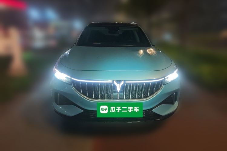 Used VOYAH FREE 2023 Four-Wheel Drive Extended-Range Model with Ultra-Long Range Front