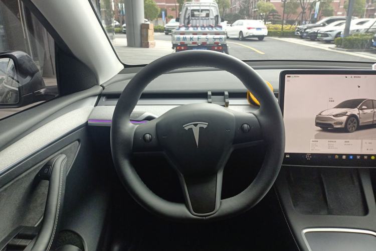 Used Tesla Model Y 2024 Rear-Wheel-Drive Version
