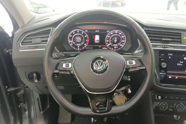 Used Volkswagen Tiguan 2018 330TSI Four-Wheel Drive High-End Model