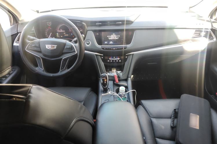 Used Cadillac XT5 2016 25T Luxury Model