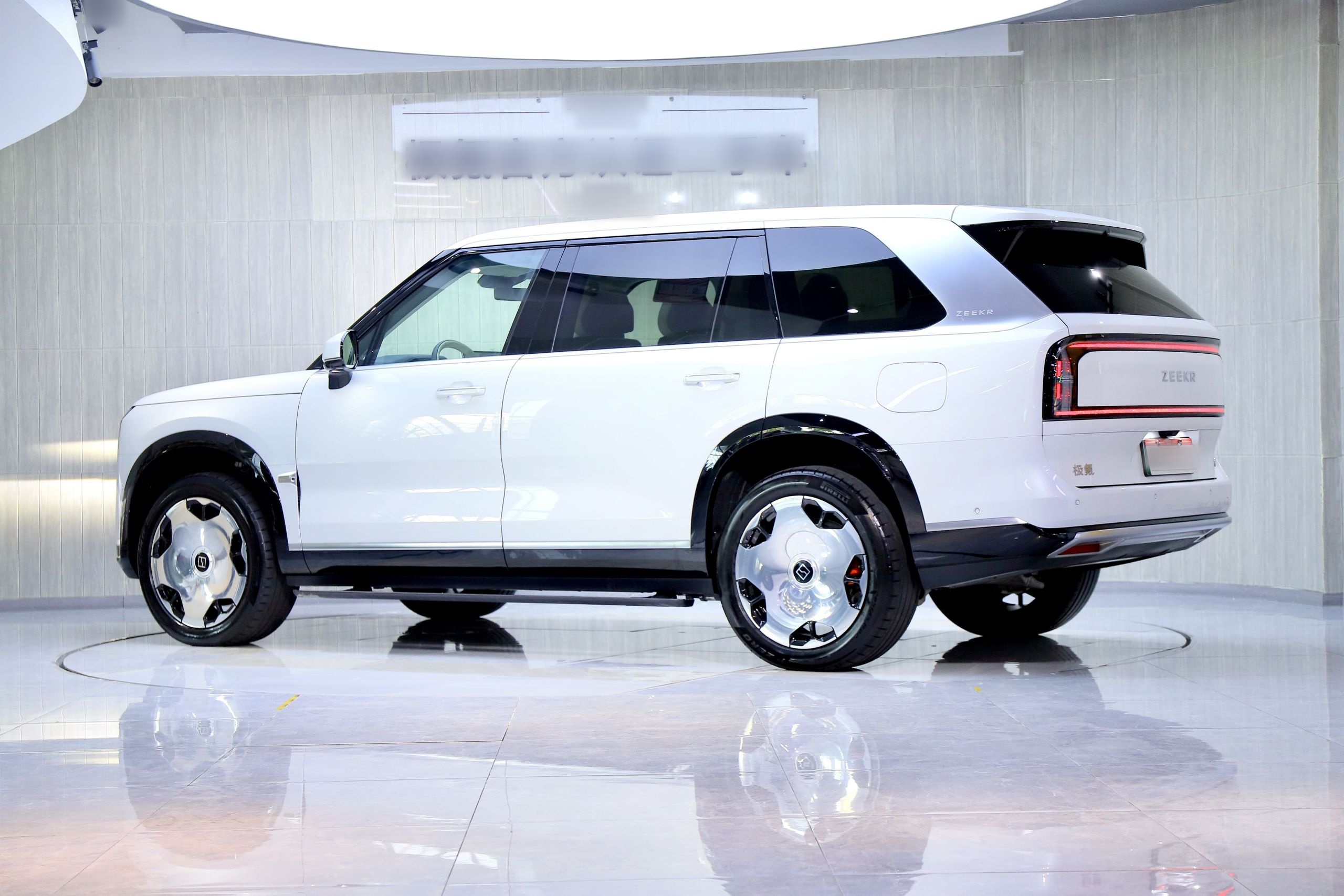 Zeekr 9X 2025 Ultra Edition 70kWh — снимка 15