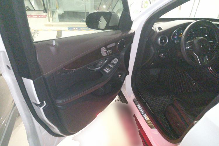 Used Mercedes-Benz GLC 2020 Facelift GLC 300 L 4MATIC Dynamic Edition
