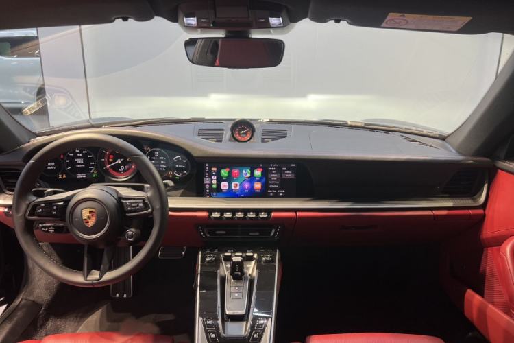 Used Porsche 911 2020 Carrera 4 3.0T Interior 1