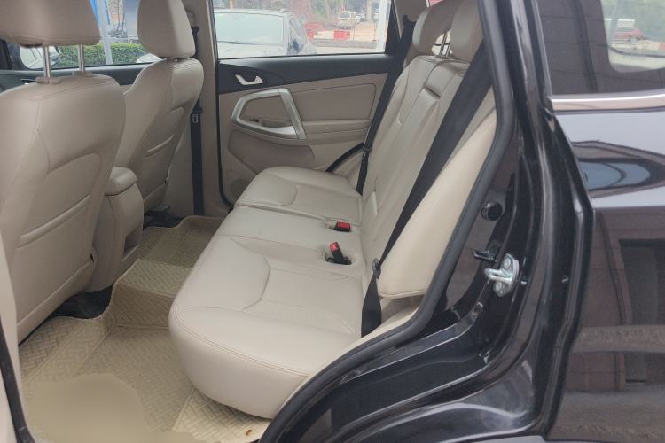 Used Chery Tiggo 5 2014 2.0L CVT Joyful Edition
