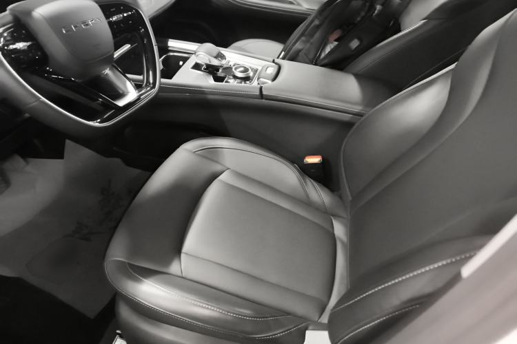 Used Chery Tiggo 8 PRO 2024 Champion Edition 290T Two-Wheel Drive Shining Version 5 Seats