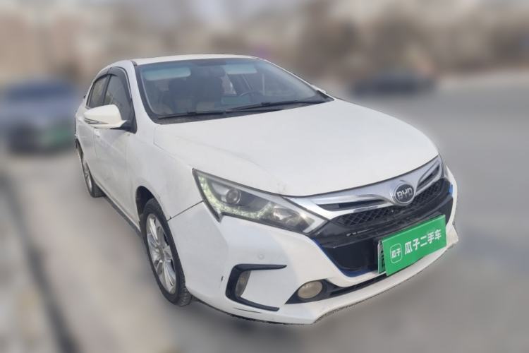 Used BYD Qin New Energy 2015 1.5T Dual-Crown Flagship Edition
