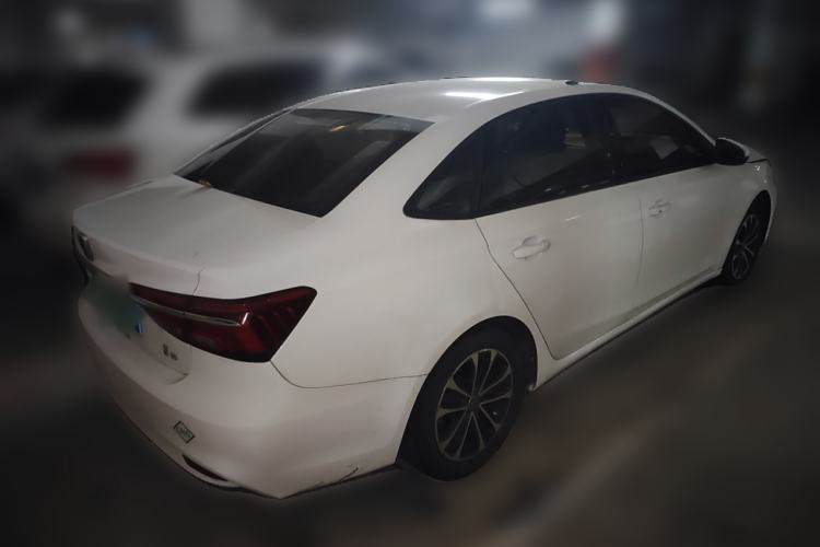 Used Roewe i6 2019 PLUS 1.6L CVT 4G Connected Luxury Deluxe Edition
