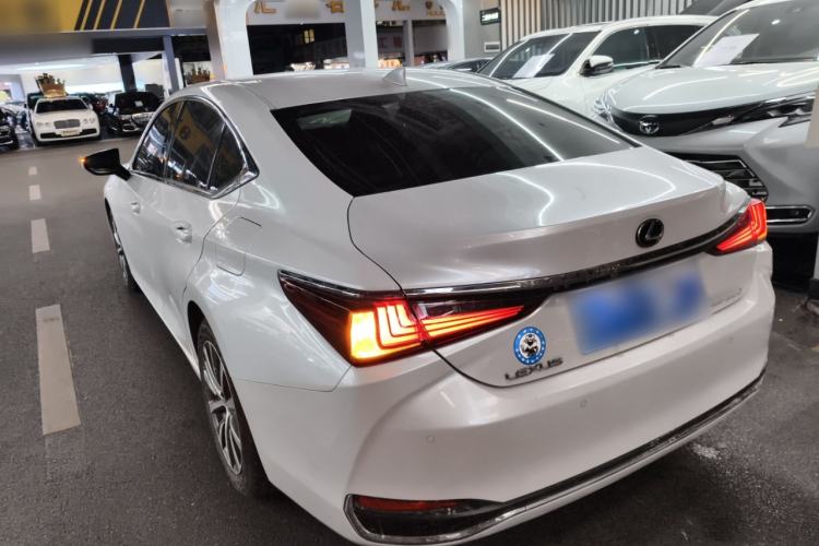Used Lexus ES 2018 200 Excellence Edition China V Standard
