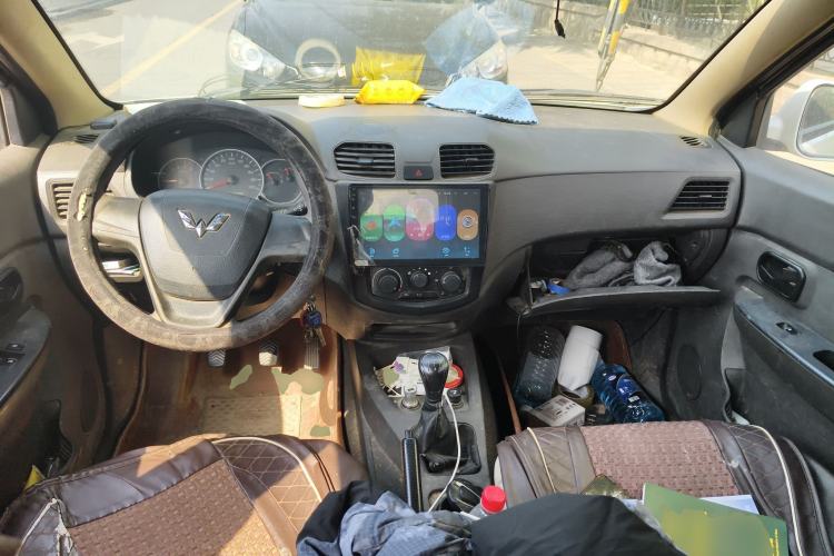 Used Wuling Hongguang 2015 1.5L S Basic Version China V Standard
