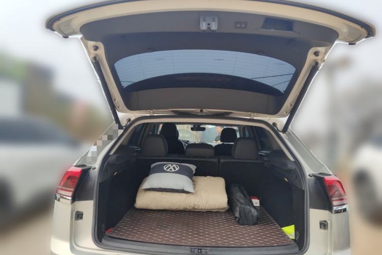 Used Volkswagen Teramont X 2020 Revised Version 380TSI Four-Wheel Drive Prestige Luxury Edition Trunk