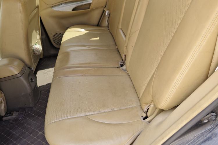 Used Hyundai Tucson 2009 2.0L Automatic Two-Wheel Drive with Sunroof Left Rear Seat