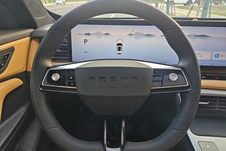 Used Roewe RX5 2023 1.5T Luxury Sliding-Screen Version
