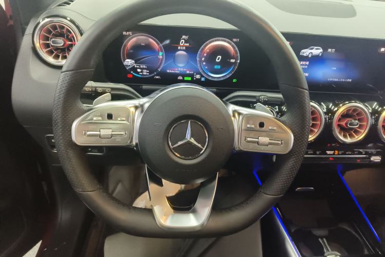 Used Mercedes-Benz EQA 2022 EQA 300 4MATIC Launch Edition
