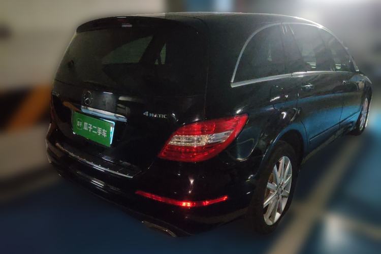 Used Mercedes-Benz R-Class 2010 R 350 L 4MATIC Rear Right 45 Deg