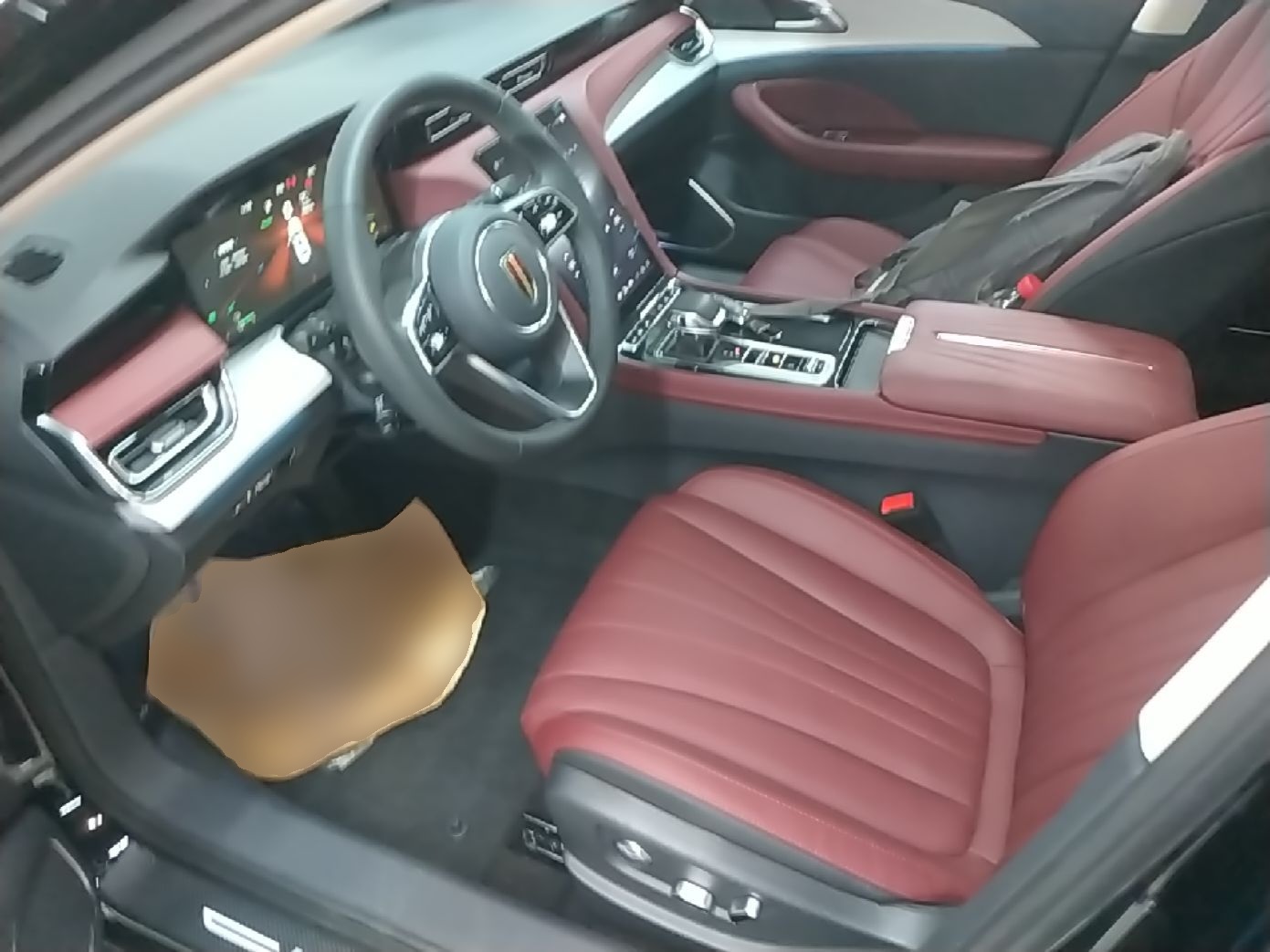 Hongqi H5 PHEV 2025 170 Super Hybrid Version — снимка 17