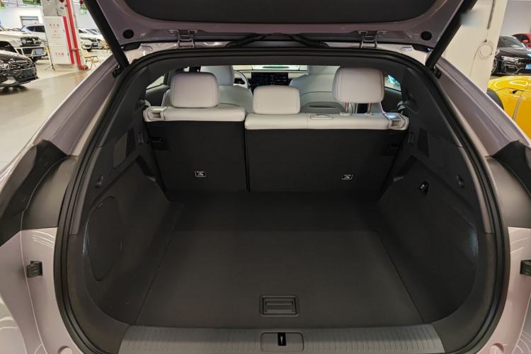 Used XPeng G6 2025 625 Long-Range Max Flagship Edition Trunk