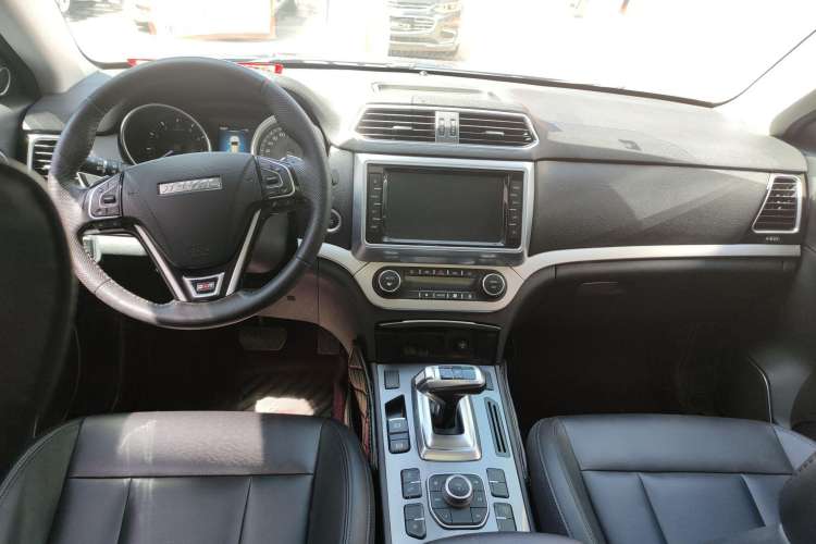 Used Haval H6 Coupe 2017 Red-Label 2.0T Automatic Two-Wheel Drive Urban Model