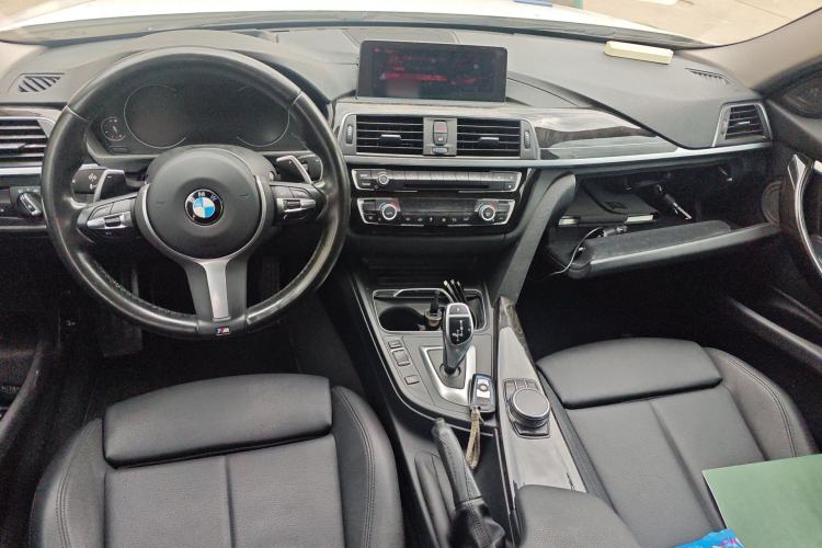 Used BMW 3 Series 2019 320Li M Sport Night Edition Center Console