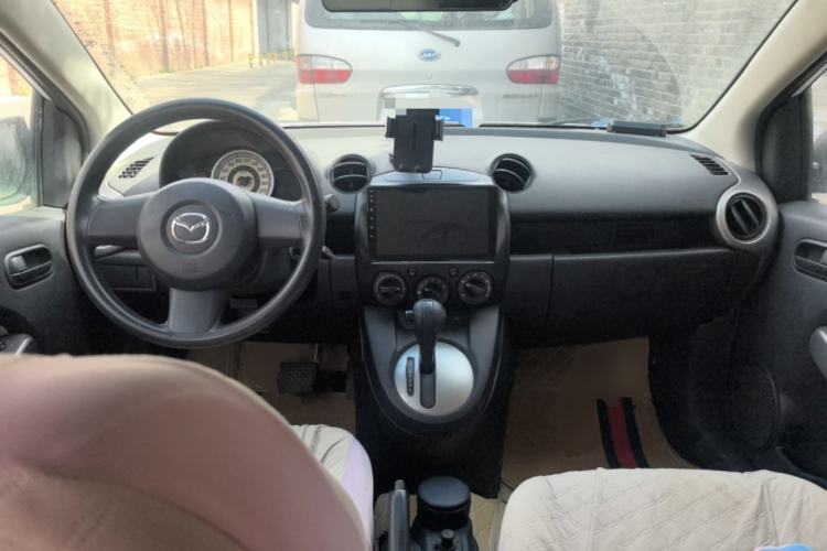 Used Mazda 2 2012 Hatchback Xuan Dong 1.3L Automatic Standard Edition