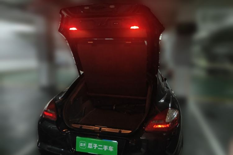 Used Porsche Panamera 2010 Panamera Turbo 4.8T Trunk