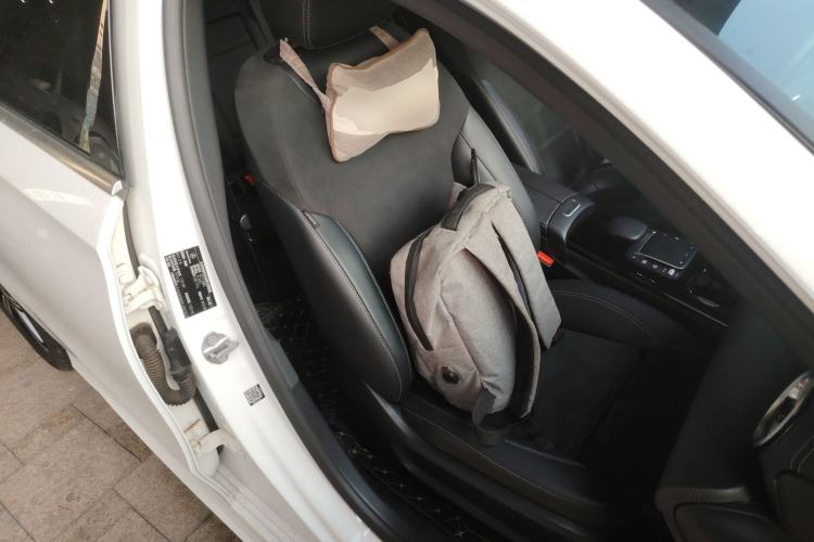 Used Mercedes-Benz A-Class 2022 Revised Version A 200 L Sport Sedan Fashionable Style
