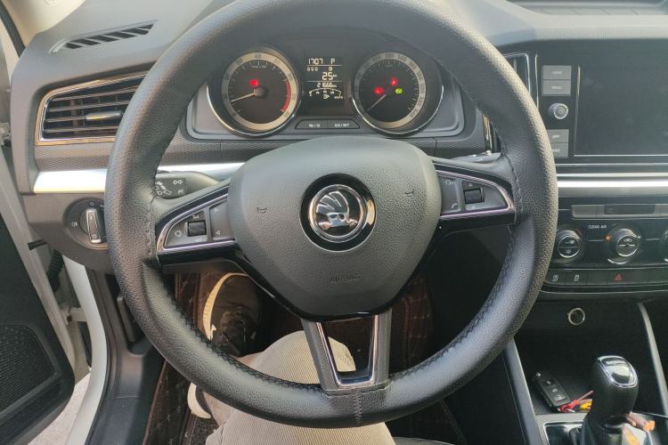 Used Skoda Kamiq 2018 1.5L Automatic Comfort Edition China VI Standard