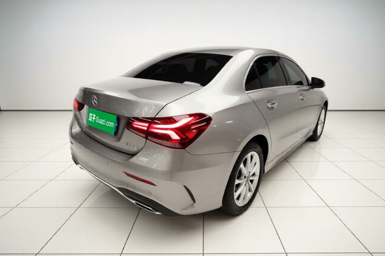 Used Mercedes-Benz A-Class 2021 A 200 L Sport Sedan Fashion Model
