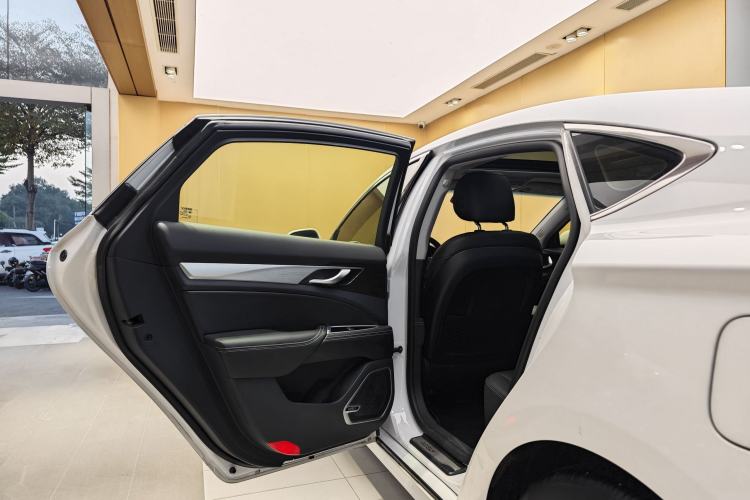 Used Geely Auto Emgrand GT 2018 1.5T MHEV Yaoxiang Edition
