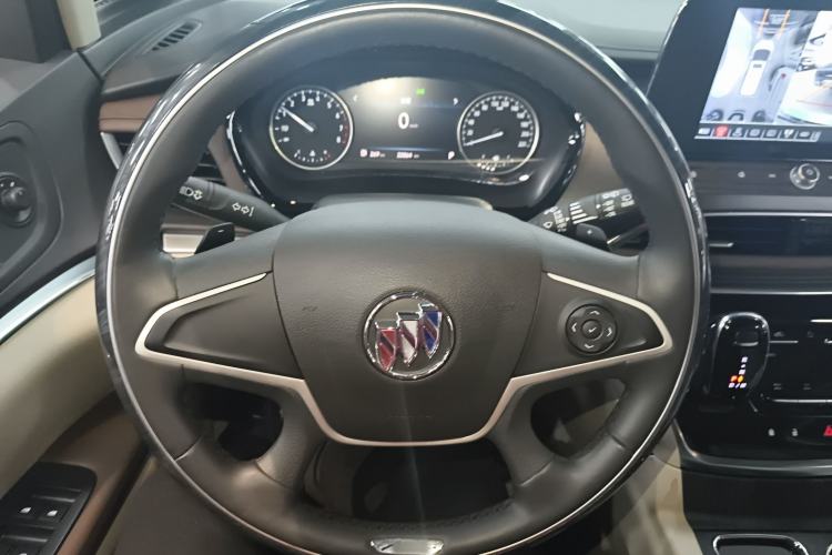 Used Buick GL8 2023 Land Executive Class Comfort Model