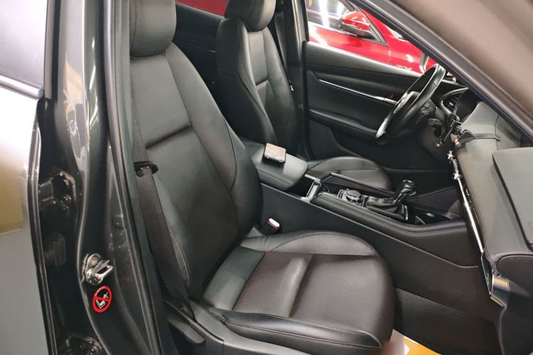 Used Mazda 3 Axela 2021 2.0L Automatic Zhiya Edition Right Front Seat